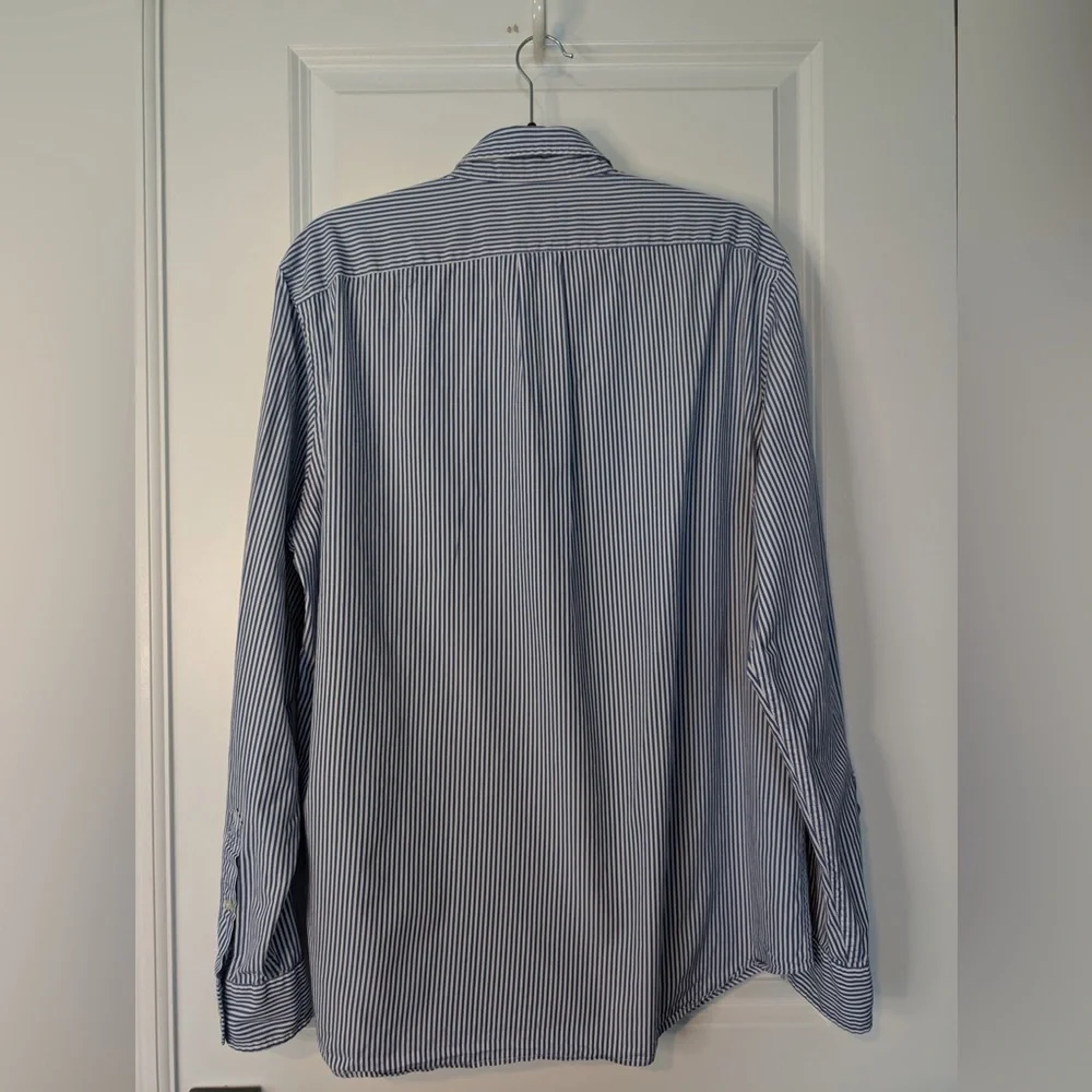 J. Crew Men’s Secret Wash Cotton Classic Fit Poplin Shirt in Stripe Size Large